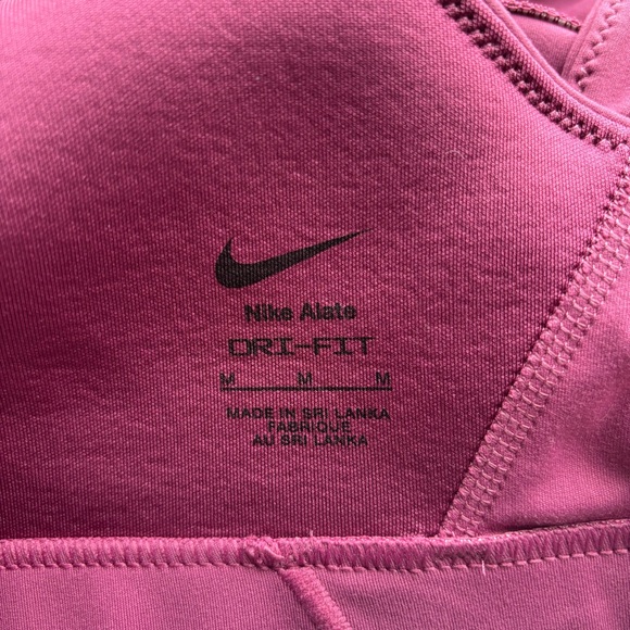 Nike Women’s One Scoop Lightly Lined U-Neck Sport Bra M - Picture 7 of 7